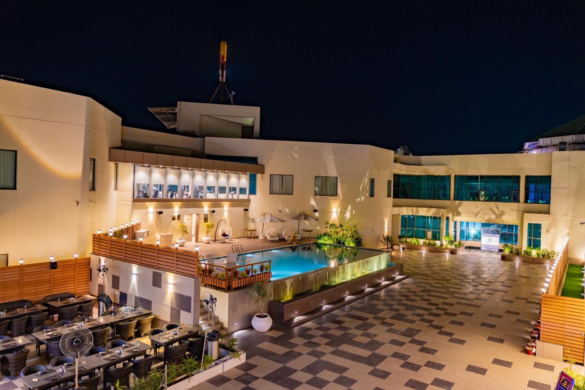 Ramada Ajmer Kishangarh  Exteriér fotografie